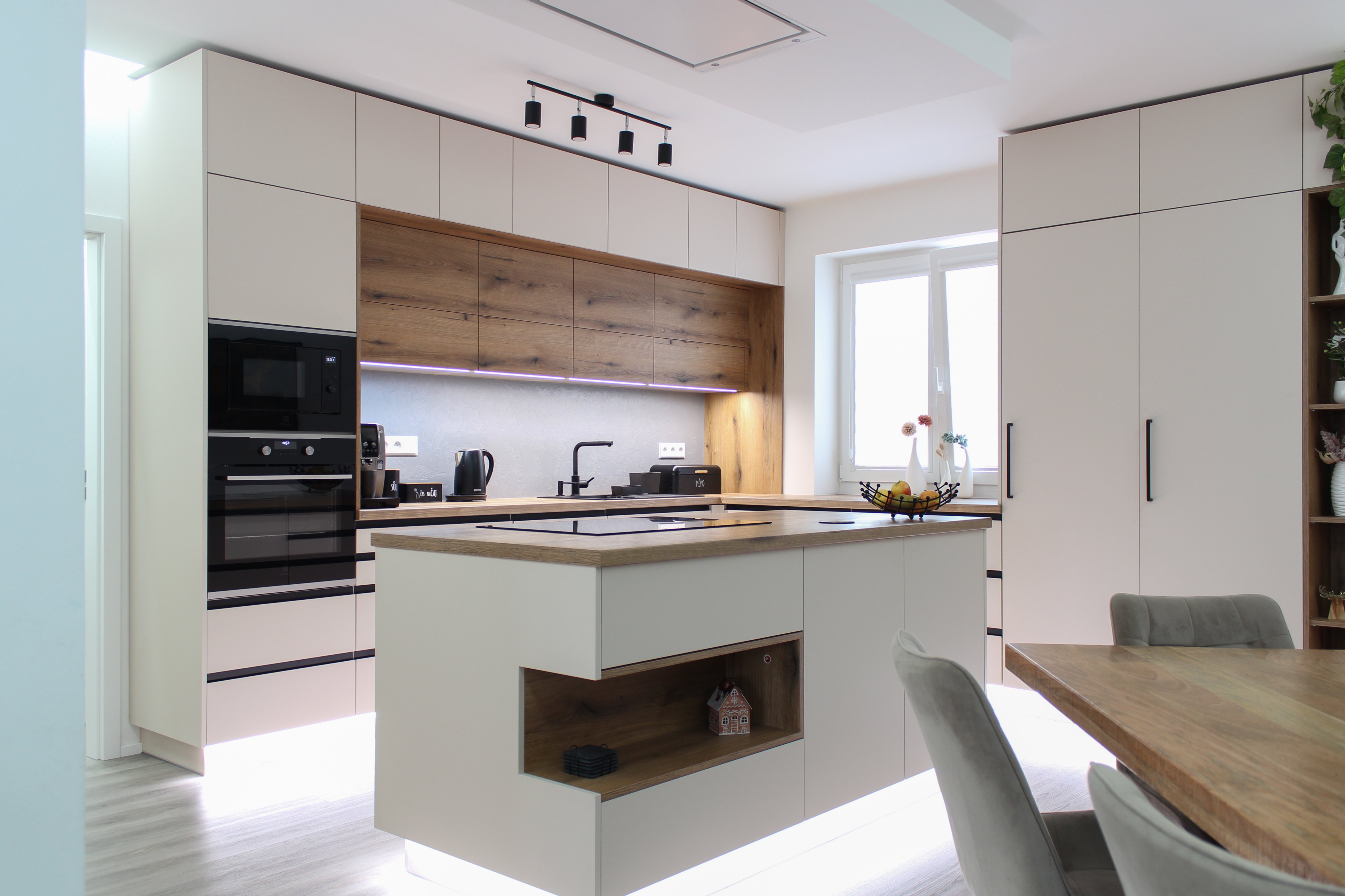 bezova-a-dub-sunset-top